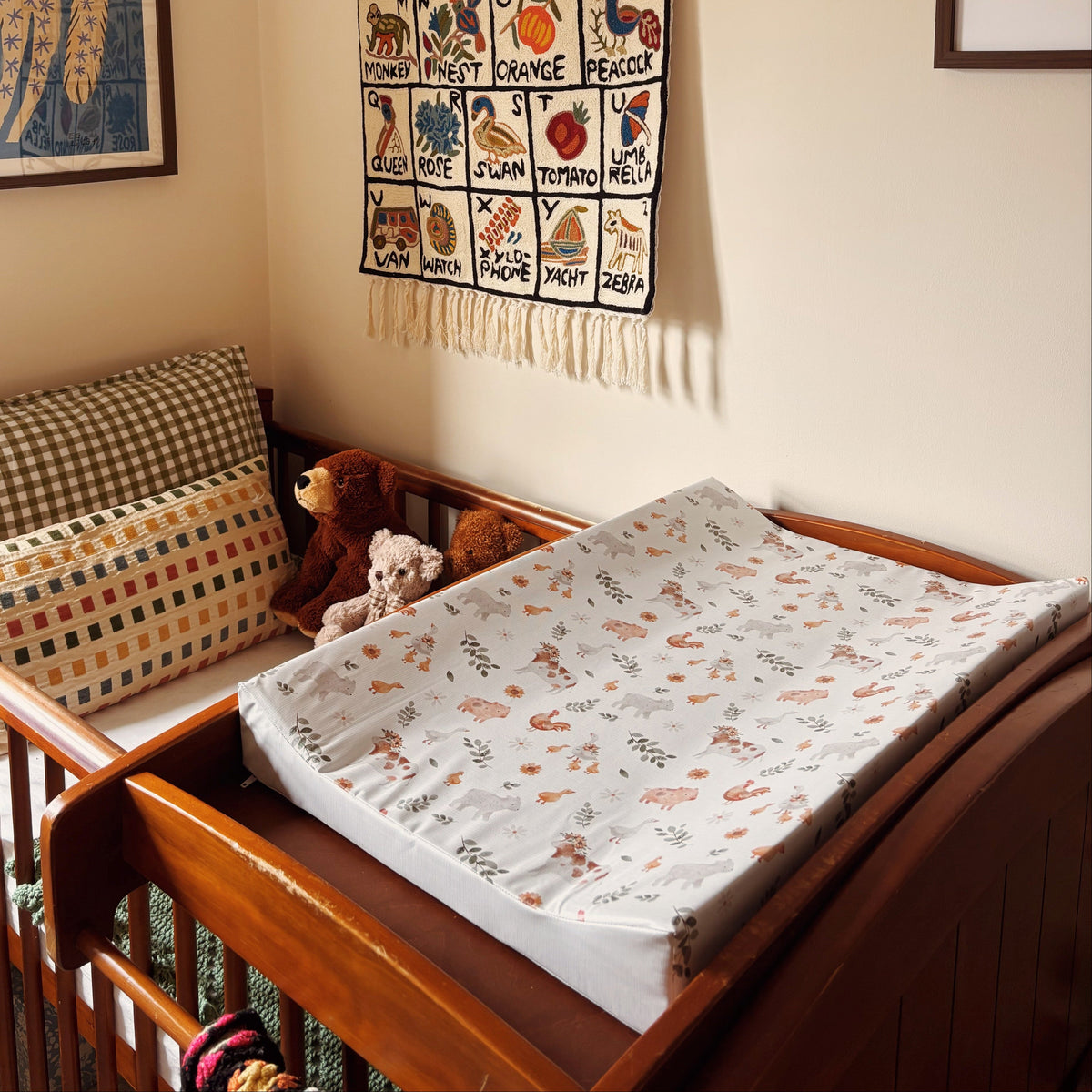 Mabel & Fox - Wedge Baby Changing Mat - Farmyard Animals